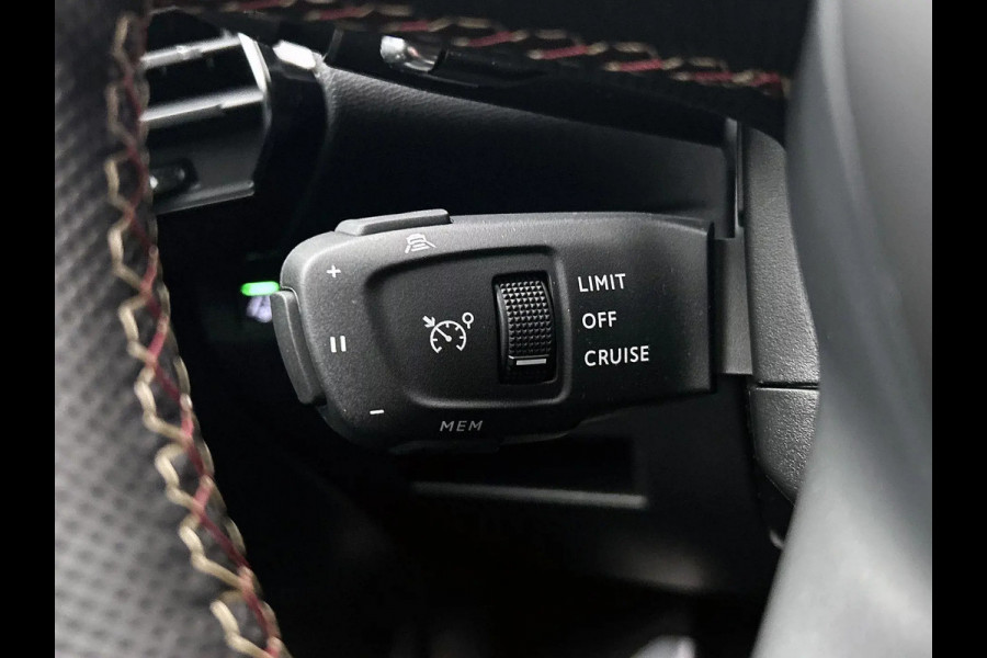 DS 7 7 E-Tense 300 Performance Line+ Bj. 2024 SOH 100% | 19.000km | Massage | Trekhaak