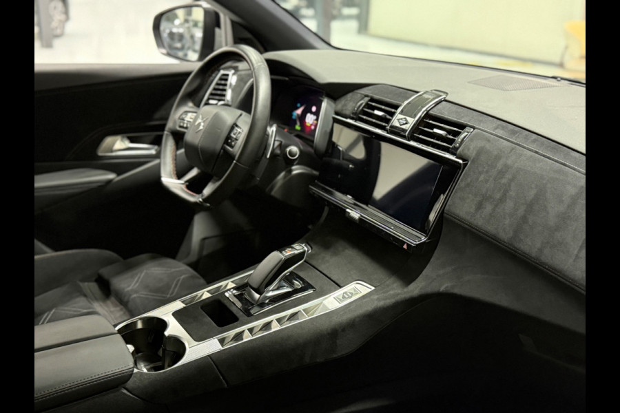 DS 7 7 E-Tense 300 Performance Line+ Bj. 2024 SOH 100% | 19.000km | Massage | Trekhaak