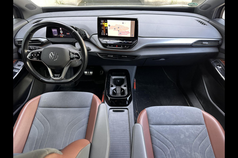 Volkswagen ID.4 First 77 kWh | SOH: 92.7% | Trekhaak wkb | LM 20 Inch | Adaptive CC | Navi | Camera | Smart Climate |