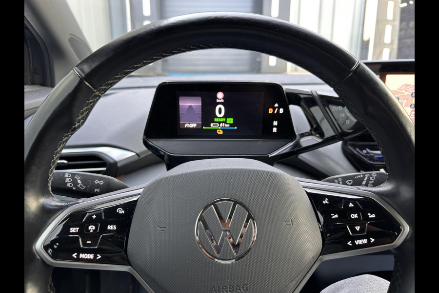 Volkswagen ID.4 First 77 kWh | SOH: 92.7% | Trekhaak wkb | LM 20 Inch | Adaptive CC | Navi | Camera | Smart Climate |
