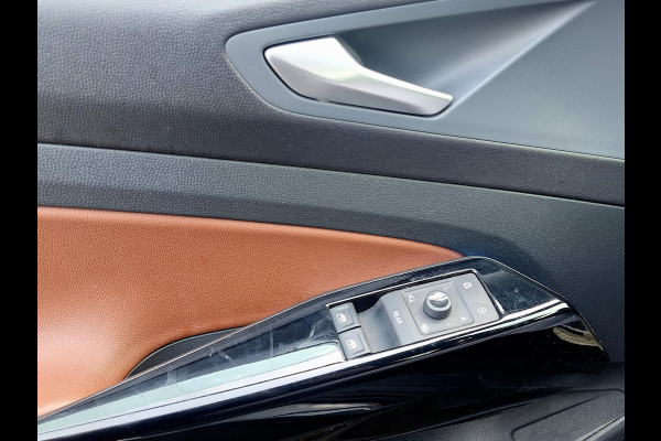 Volkswagen ID.4 First 77 kWh | SOH: 92.7% | Trekhaak wkb | LM 20 Inch | Adaptive CC | Navi | Camera | Smart Climate |