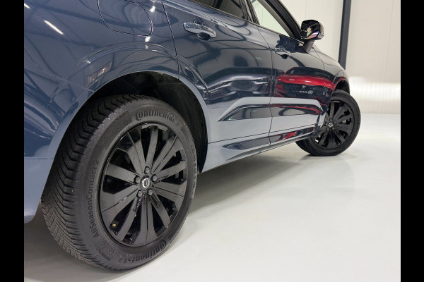 Volvo XC60 T6 Plug-in Hybrid AWD 350pk Plus Dark | Accu 100% | Panoramadak | Trekhaak | Memory | 360 Camera