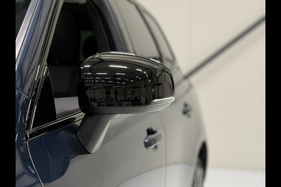 Volvo XC60 T6 Plug-in Hybrid AWD 350pk Plus Dark | Accu 100% | Panoramadak | Trekhaak | Memory | 360 Camera