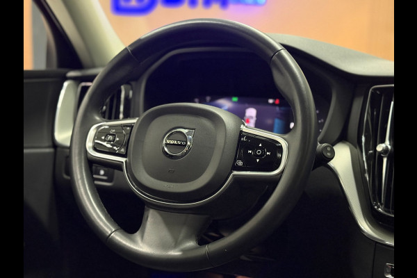 Volvo XC60 T6 Plug-in Hybrid AWD 350pk Plus Dark | Accu 100% | Panoramadak | Trekhaak | Memory | 360 Camera