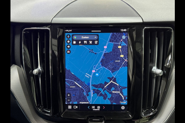 Volvo XC60 T6 Plug-in Hybrid AWD 350pk Plus Dark | Accu 100% | Panoramadak | Trekhaak | Memory | 360 Camera
