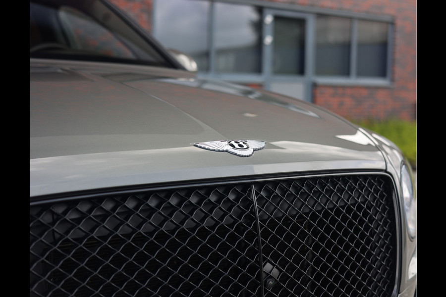 Bentley Bentayga V6 Hybrid | Mulliner - Naim - Night Vision