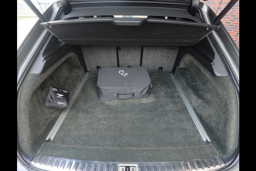 Bentley Bentayga V6 Hybrid | Mulliner - Naim - Night Vision