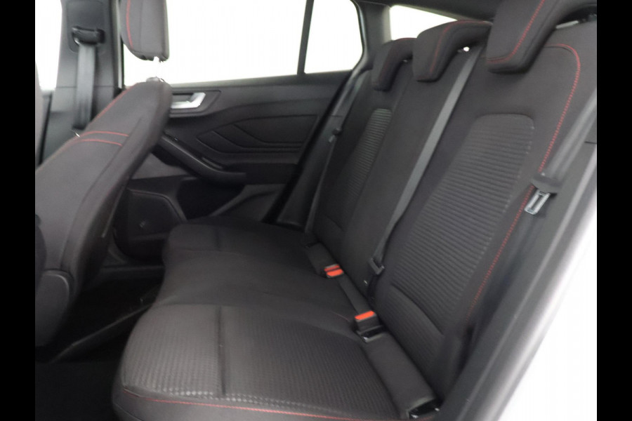 Ford FOCUS Wagon 1.0 EcoBoost ST Line Sports Business | Navigatie | Parkeersensoren | Climate Control |