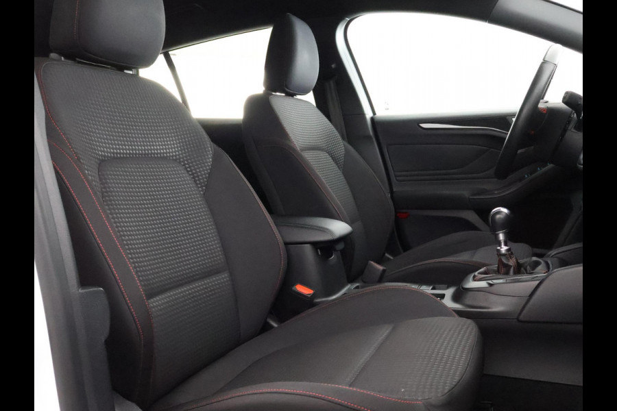 Ford FOCUS Wagon 1.0 EcoBoost ST Line Sports Business | Navigatie | Parkeersensoren | Climate Control |