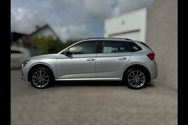 Škoda Kamiq 1.0 TSI Ambition TREKHAAK UITKLAPBAAR / CAMERA / ADAPTIEVE CRUISE CONTROL / 4-SEIZOENBAND / STOELV. / LED / SMART LINK
