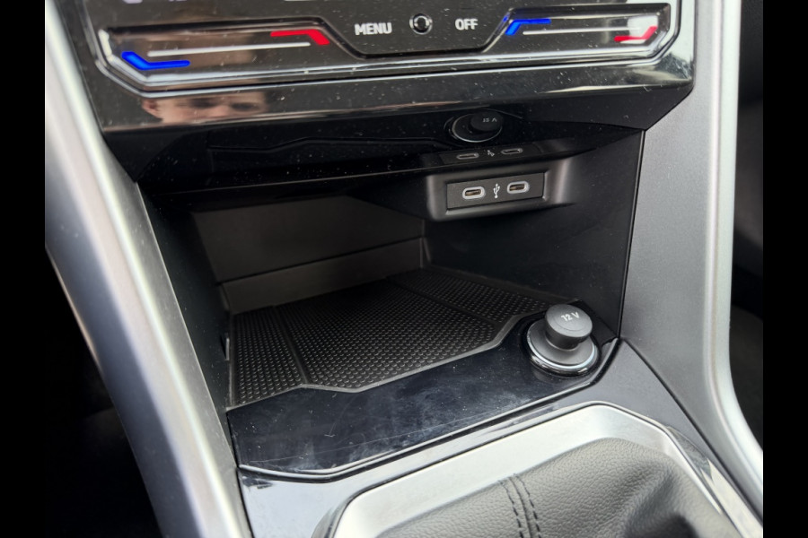 Volkswagen T-Roc 150pk TSI Life AUTOMAAT/ADAPTIVE CRUISE CONTROL/APPLE CARPLAY/AN