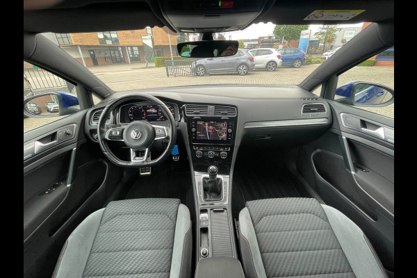 Volkswagen Golf Variant 1.5 TSI R-line | R-line interieur en exterieur pakket | Digitale cockpit