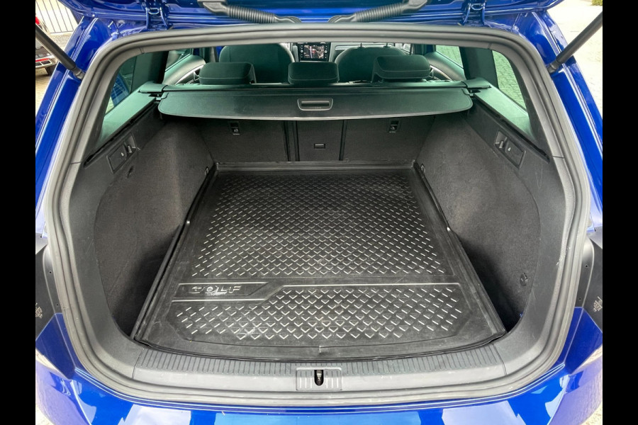 Volkswagen Golf Variant 1.5 TSI R-line | R-line interieur en exterieur pakket | Digitale cockpit