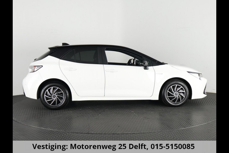 Toyota Corolla 1.8 Hybrid Comfort Bi-Tone . Adaptieve Cruise control . Apple CarPlay & AndroidAUTO . Camera