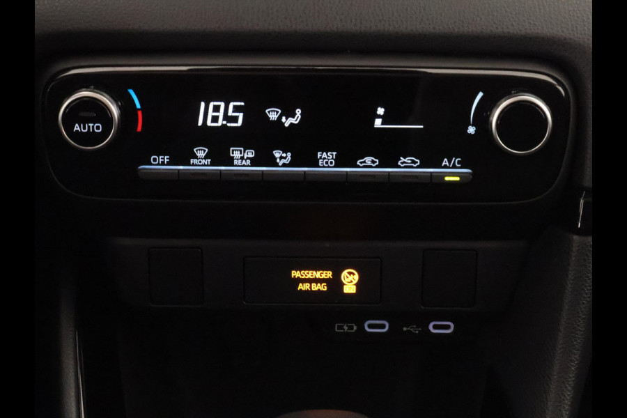 Toyota Yaris 1.5 Hybrid 115 Dynamic | Apple Carplay & AndroidAUTO | Camera | Adapt.Cruise Control | Privacy Glass |
