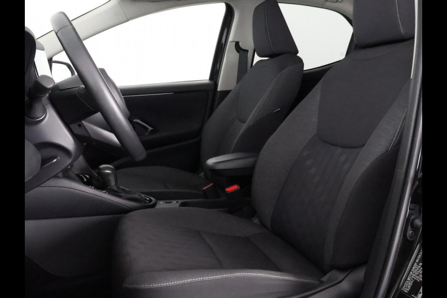 Toyota Yaris 1.5 Hybrid 115 Dynamic | Apple Carplay & AndroidAUTO | Camera | Adapt.Cruise Control | Privacy Glass |