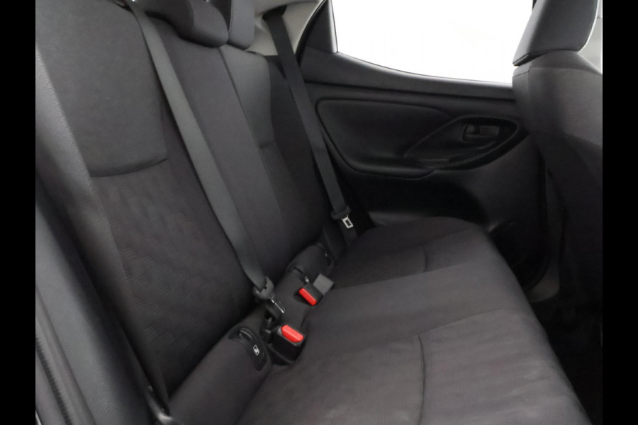 Toyota Yaris 1.5 Hybrid 115 Dynamic | Apple Carplay & AndroidAUTO | Camera | Adapt.Cruise Control | Privacy Glass |