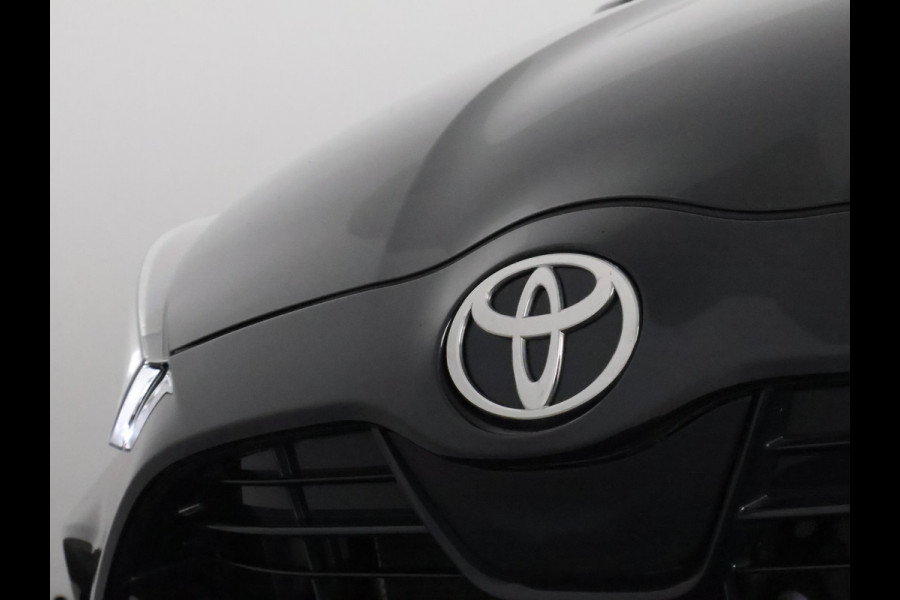 Toyota Yaris 1.5 Hybrid 115 Dynamic | Apple Carplay & AndroidAUTO | Camera | Adapt.Cruise Control | Privacy Glass |