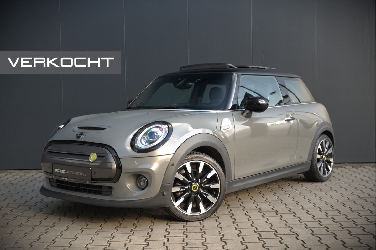 MINI Mini Electric Yours 33 kWh | Panoramadak | Harman Kardon | Head-Up Display | Union Jack | Black Pack | BTW | Stoelverwarming | Keyless | Apple Carplay | Navigatie | Camera | Parkeersensoren | Warmtepomp | Leer | Cruise