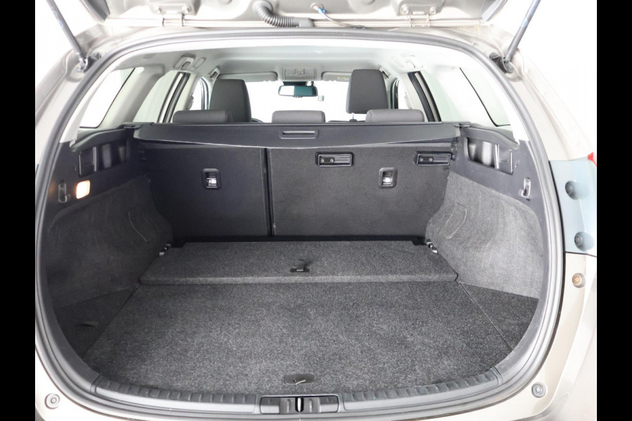 Toyota Auris Touring Sports 1.8 DYNAMIC NAVI DEALERAUTO GARANTIE 5-2028* CAMERA . TREKHAAK. KEYLESS START/STOP . CRUISE CONTROL