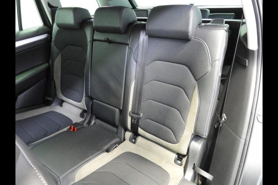 Škoda Kodiaq 1.5 TSI Business Edition 7-Pers. NAVI/CAMERA/CLIMA/18"LMV!