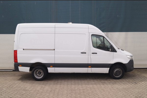 Mercedes-Benz Sprinter 516 CDI Automaat L2-H2 cat. N2 -2556kg laadvermogen-