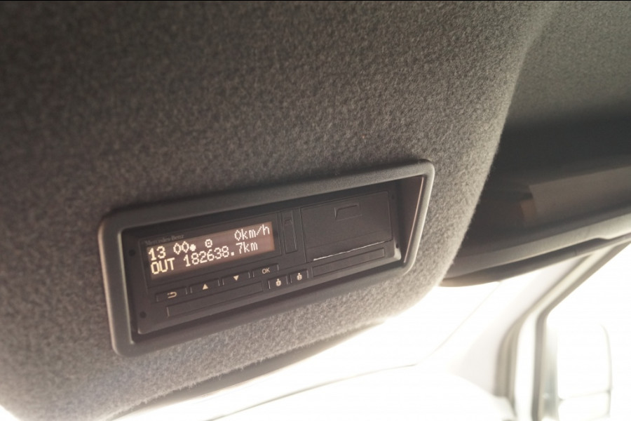 Mercedes-Benz Sprinter 516 CDI Automaat L2-H2 cat. N2 -2556kg laadvermogen-