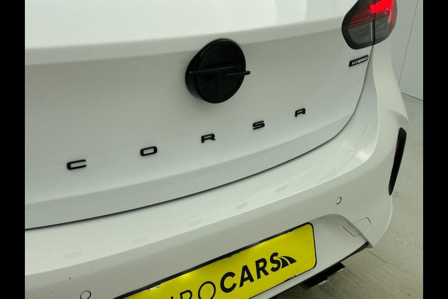 Opel Corsa 1.2 Turbo 136pk Hybrid GS Automaat Navigatie Apple Carplay/ Android Auto Camera Parkeersensoren Cruise Control Stoel- en stuurverwarming Airco Lichtmetalen velgen Getinte ramen