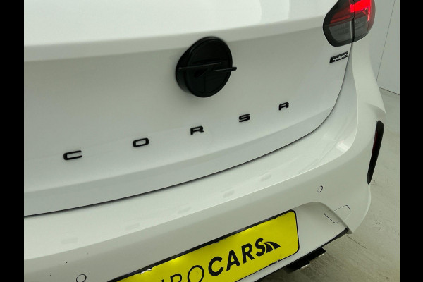 Opel Corsa 1.2 Turbo 136pk Hybrid GS Automaat Navigatie Apple Carplay/ Android Auto Camera Parkeersensoren Cruise Control Stoel- en stuurverwarming Airco Lichtmetalen velgen Getinte ramen