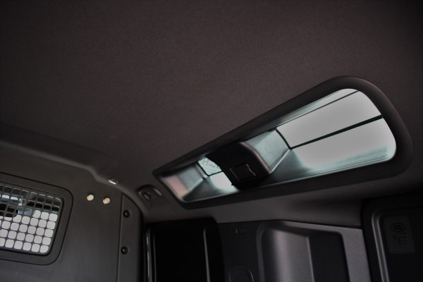 Land Rover Defender Hard Top 110 3.0 D250 22inch Trekh Luchtv 360 Black-pack