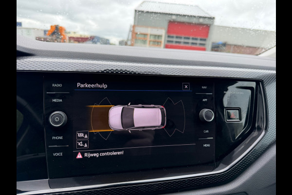Volkswagen Polo 1.0 TSI Life Business | ACC + CARPLAY + NAVI + STOELVERWARMING |