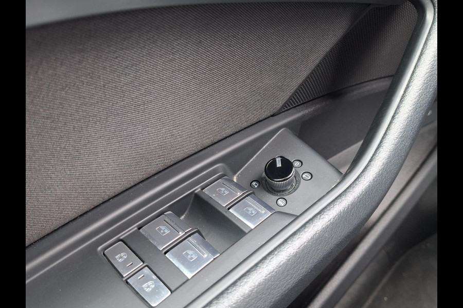 Audi e-tron 55 quattro Business edition 95 kWh | SOH: 92,6% | Memory Seat | Navi | Climate |