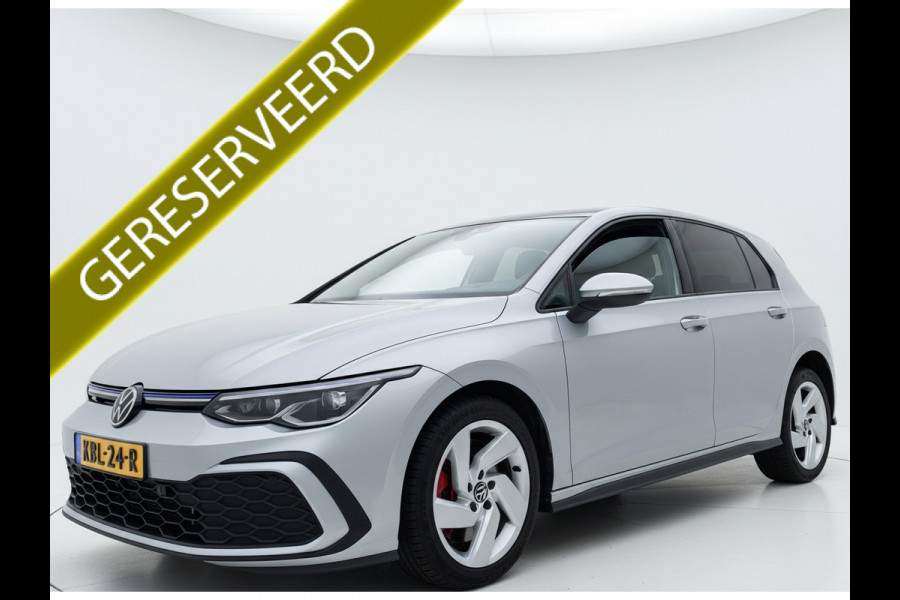 Volkswagen Golf GTE 245PK DSG HYBRID SPORT CAMERA/NAVI/IQ-LIGHT/HEAD-UP/SFEERVERL.