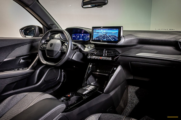 Peugeot 2008 1.2 Hybrid 136 Allure|ACC|Achteruitrijcamera