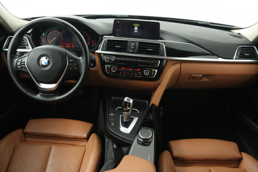BMW 3 Serie 318i Edition Luxury Line Purity Executive (NAVIGATIE, STOELVERWARMING, PARKEERSENSOREN, DEALER ONDERHOUDEN)