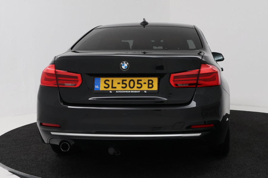 BMW 3 Serie 318i Edition Luxury Line Purity Executive (NAVIGATIE, STOELVERWARMING, PARKEERSENSOREN, DEALER ONDERHOUDEN)
