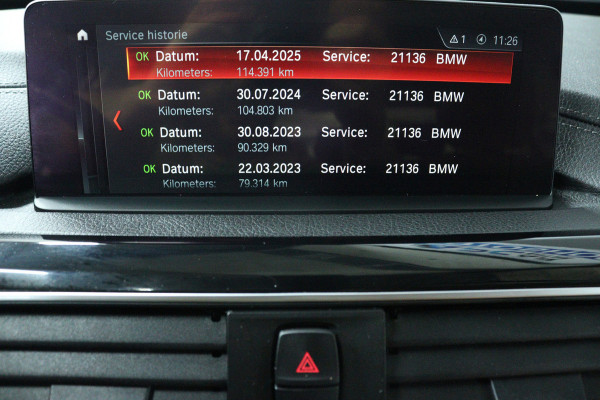 BMW 3 Serie 318i Edition Luxury Line Purity Executive (NAVIGATIE, STOELVERWARMING, PARKEERSENSOREN, DEALER ONDERHOUDEN)