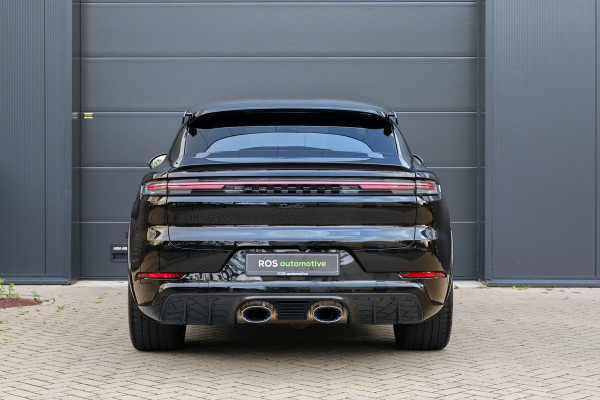 Porsche Cayenne Coupé 4.0 Turbo E-Hybrid GT | NAP! | TECHART | LICHTGEWICHT PAKKET | BURMESTER | 4WIELSTUURING | HUD | KERAMISCH |