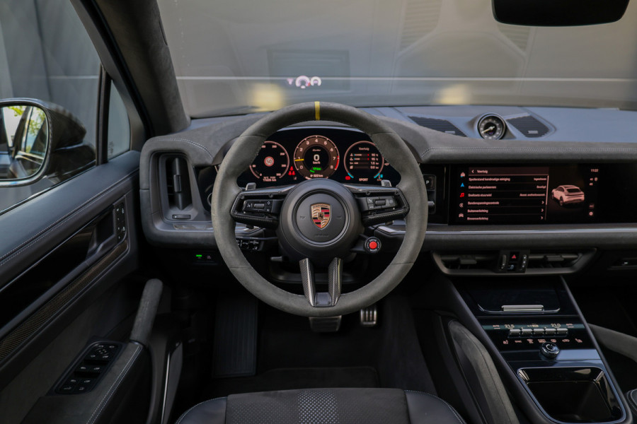 Porsche Cayenne Coupé 4.0 Turbo E-Hybrid GT | NAP! | TECHART | LICHTGEWICHT PAKKET | BURMESTER | 4WIELSTUURING | HUD | KERAMISCH |