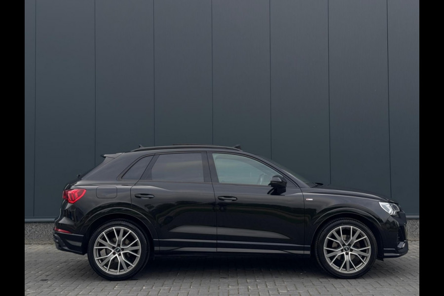 Audi Q3 35 TFSI 3x S Line PANORAMADAK NAVI LEDER LED SPORTVELGEN