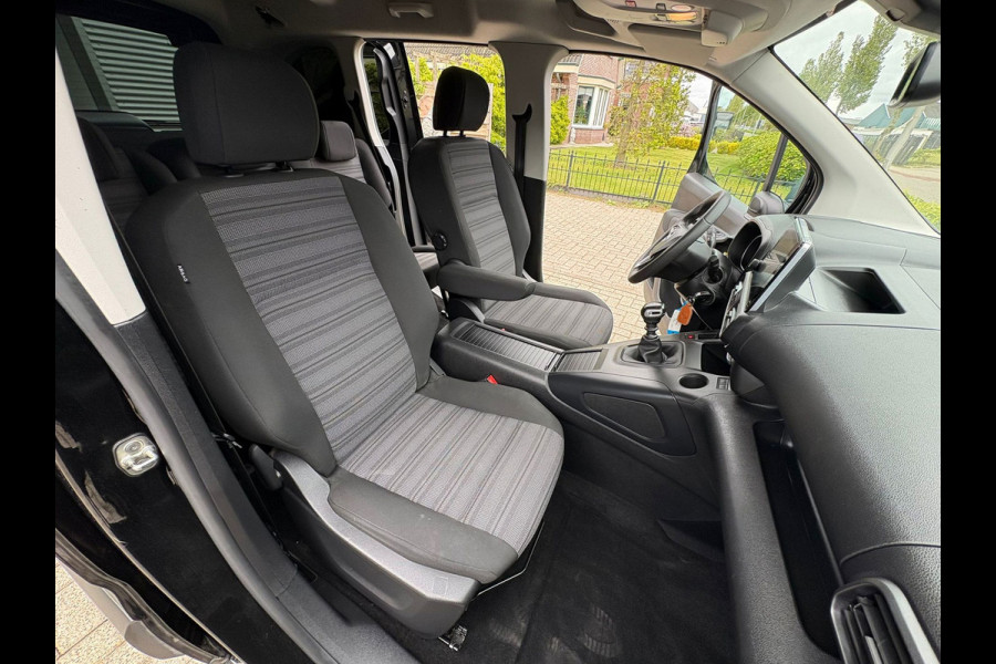 Opel Combo Life 1.2 turbo GARANTIE NIEUW-STAAT TREKHAAK!