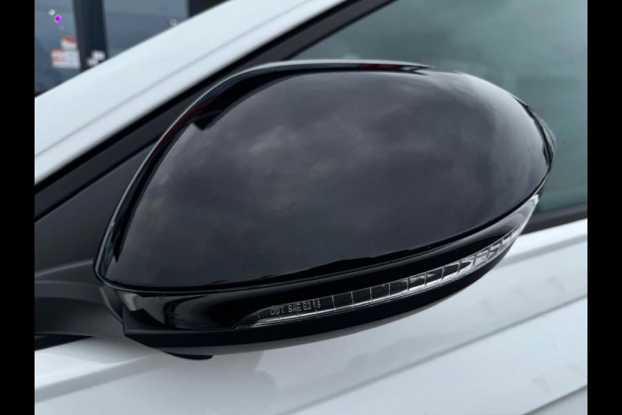 Volkswagen Taigo 1.0 R-Line DSG-7 | Camera | Parksens | Stoelverwarming | LED | ACC | Carplay