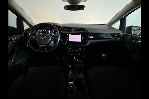 Volkswagen Touran 1.5 TSI Highline Business 7p Trekhaak|Camera