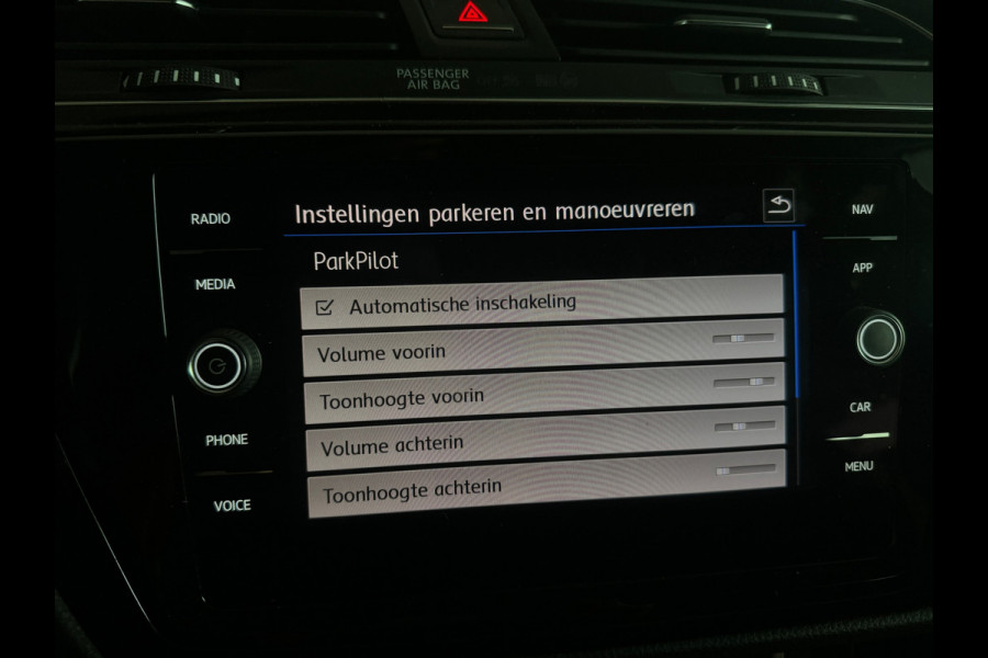 Volkswagen Touran 1.5 TSI Highline Business 7p Trekhaak|Camera