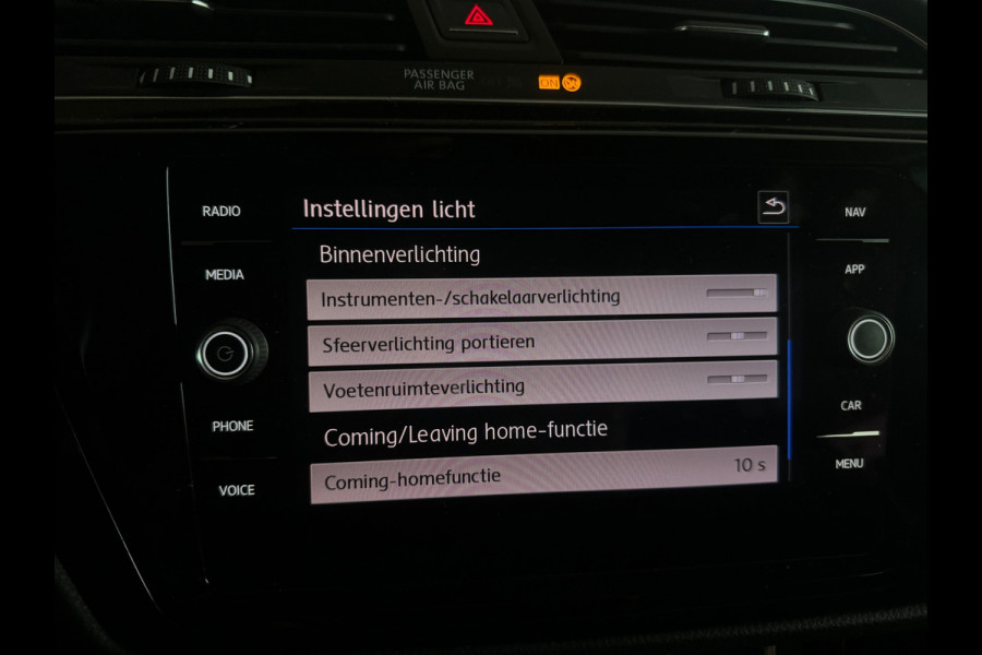 Volkswagen Touran 1.5 TSI Highline Business 7p Trekhaak|Camera