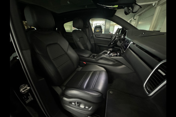 Porsche Cayenne Coupé 3.0 Pano|Sportuitlaat|Chrono|Luchtvering