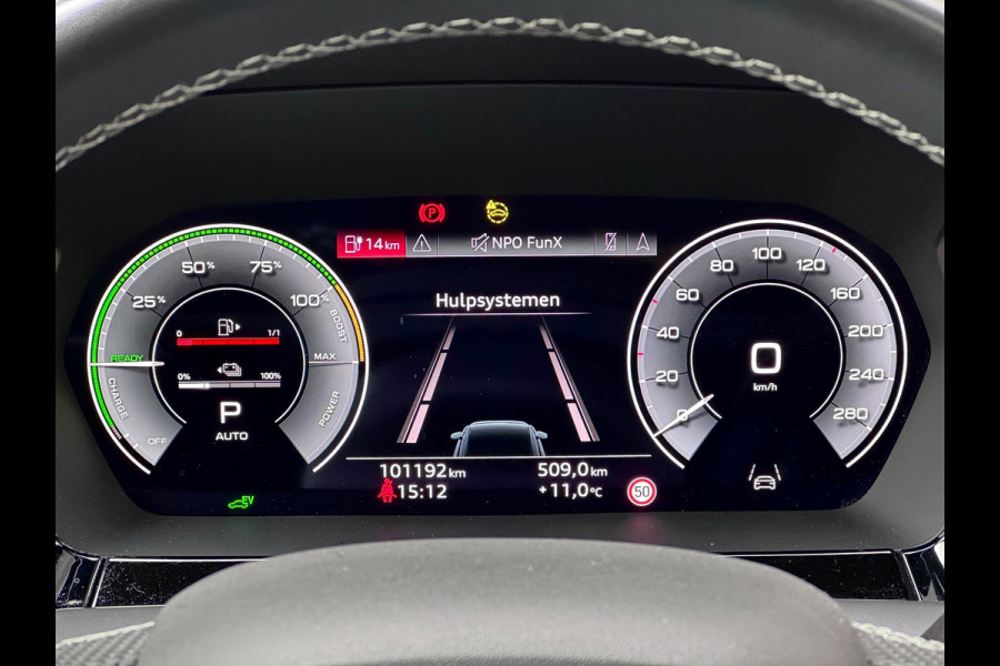 Audi A3 Sportback 45 TFSI e S edition Competition Pano/Camera