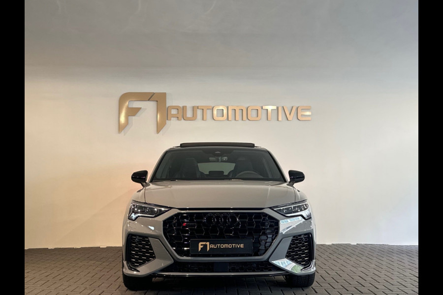 Audi RSQ3 Sportback 2.5 TFSI Pano|Memory|Sonos|RS Seat|Trekhaak