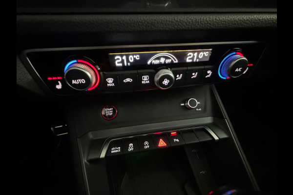 Audi RSQ3 Sportback 2.5 TFSI Pano|Memory|Sonos|RS Seat|Trekhaak