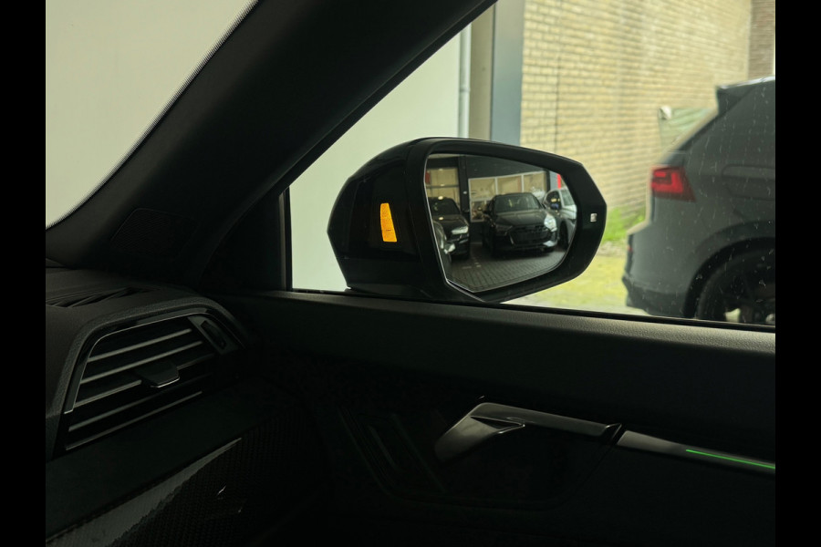 Audi RSQ3 Sportback 2.5 TFSI Pano|Memory|Sonos|RS Seat|Trekhaak